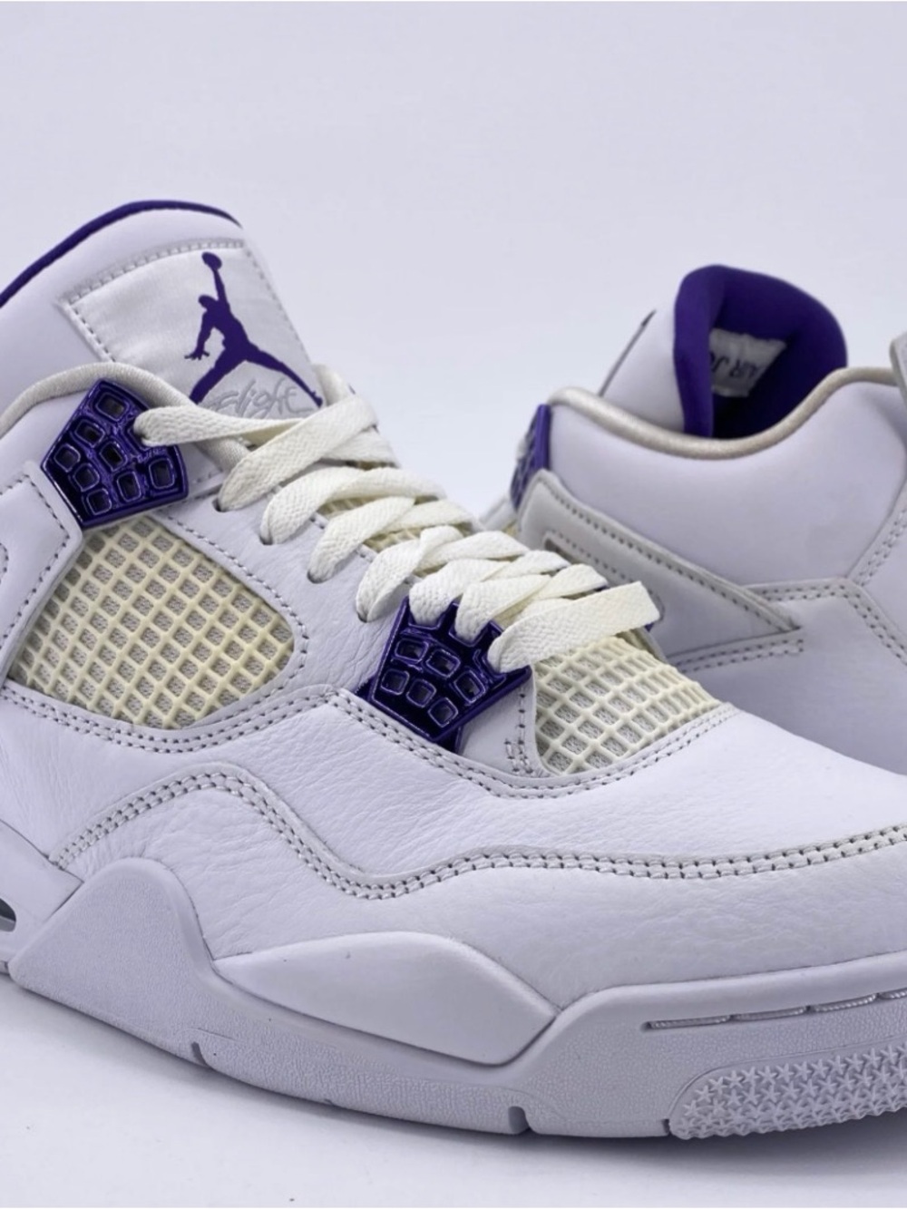 Air Jordan 4 Retro 'Purple Metallic men’s size 10.5